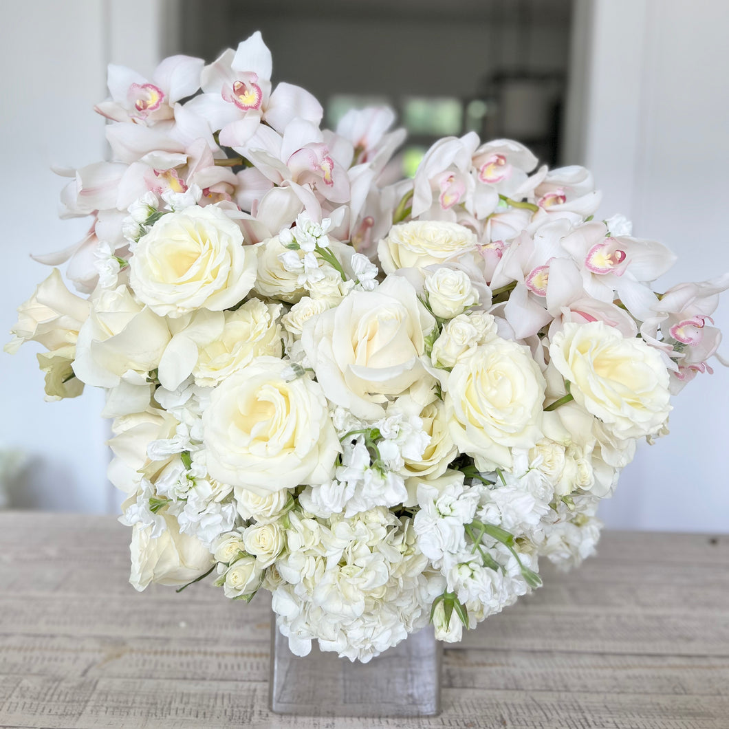 Blourish VIP Floral Delivery